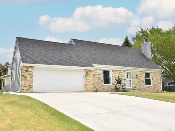 W165N10648 Wagon TRAIL, Germantown, WI 53022