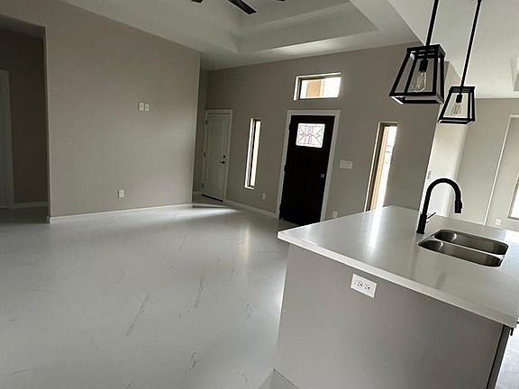 4th image of 2825 Ari Dr