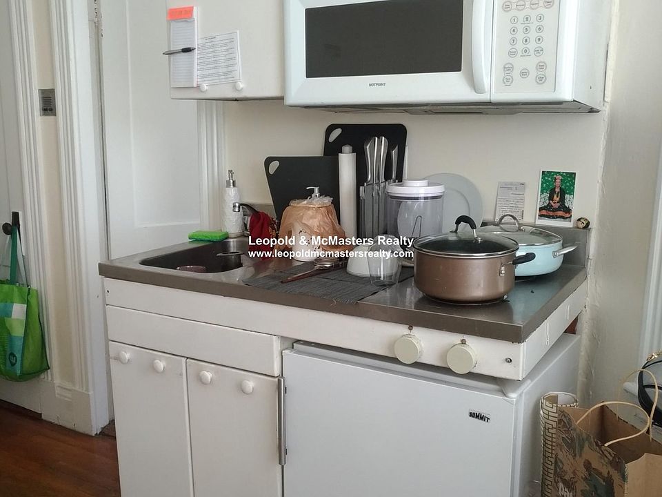 2nd image of 27 Park Dr #10A