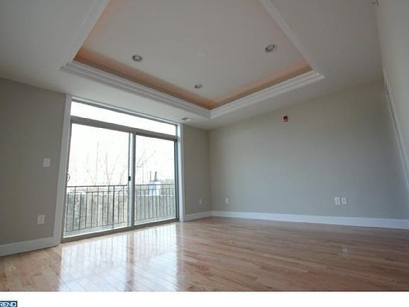 3rd image of 2549 Grays Ferry Ave #B