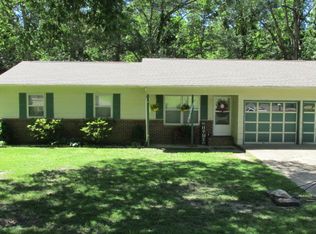 10512 Chapparal Park, Dexter, MO 63841