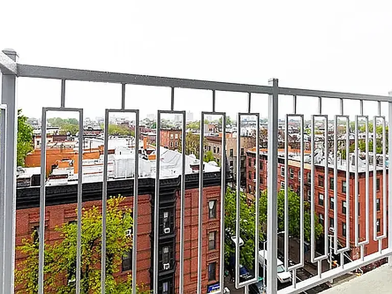 410 Tompkins Ave #5E — Photo 8