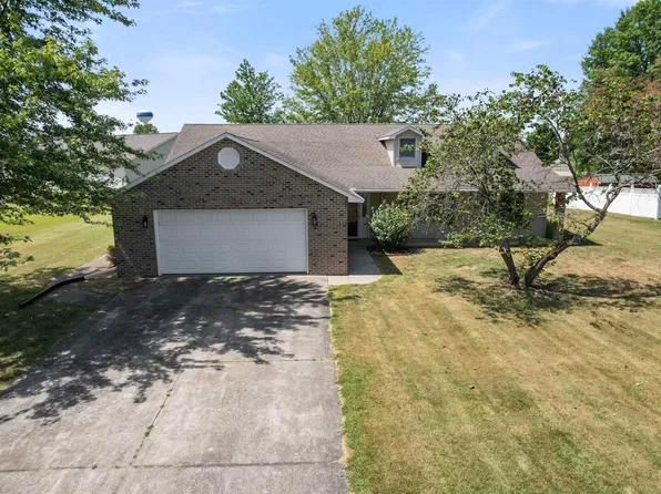 1306 N Magnolia Dr, Marion, IL 62959