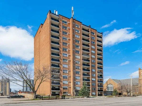 64 Benton St #506, Kitchener, ON N2G 4L9