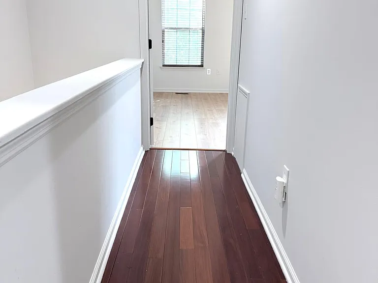 610 Brentwood Ct — Photo 46
