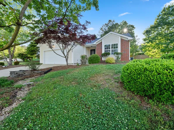 500 Texanna Way, Holly Springs, NC 27540