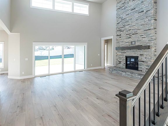 3rd image of 1199 E Andes Dr