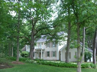 3813 Lindsay Ln, Crystal Lake, IL 60014