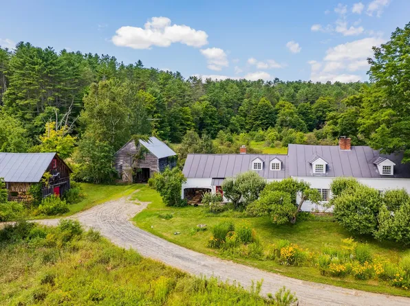 10 Curtis Road, Hartland, VT 05048