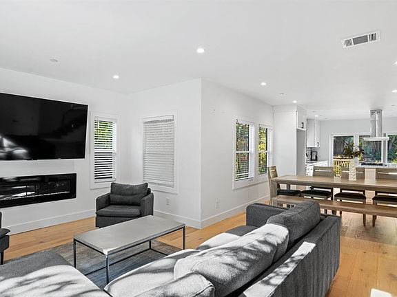 5th image of 1510 Sir Francis Drake Boulevard