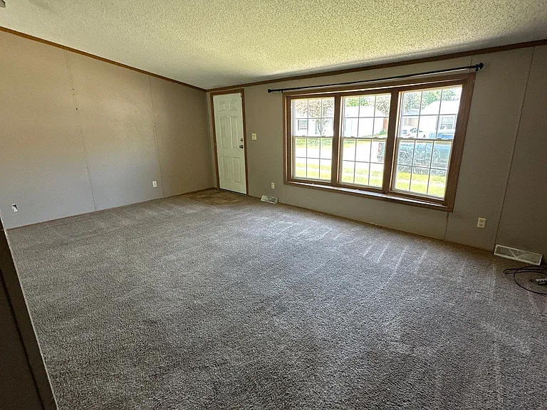 4727 Breckenridge Dr — Photo 4