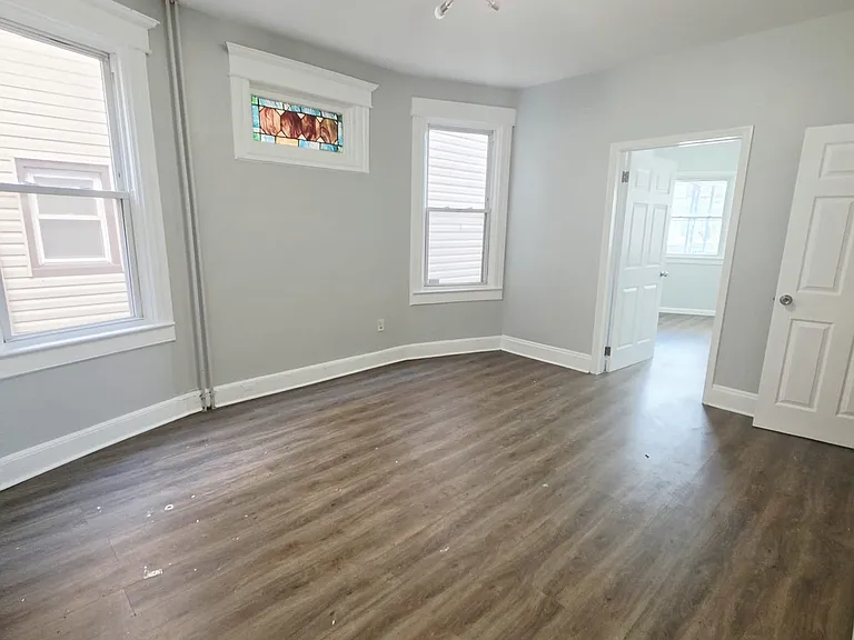 176 Garfield Ave #1A — Photo 11