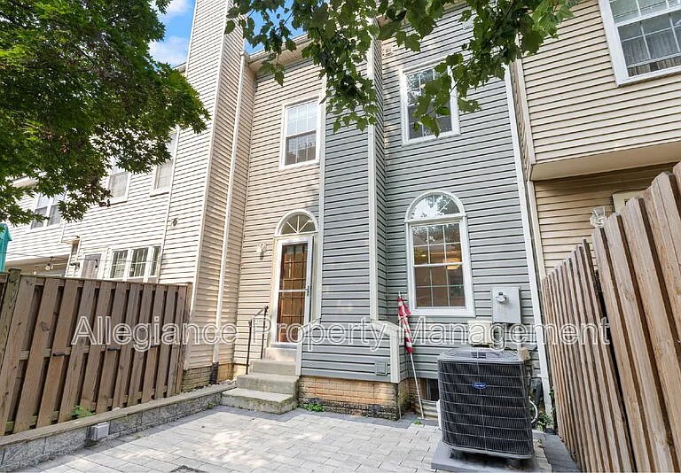 6630 Medinah Ln — Photo 37
