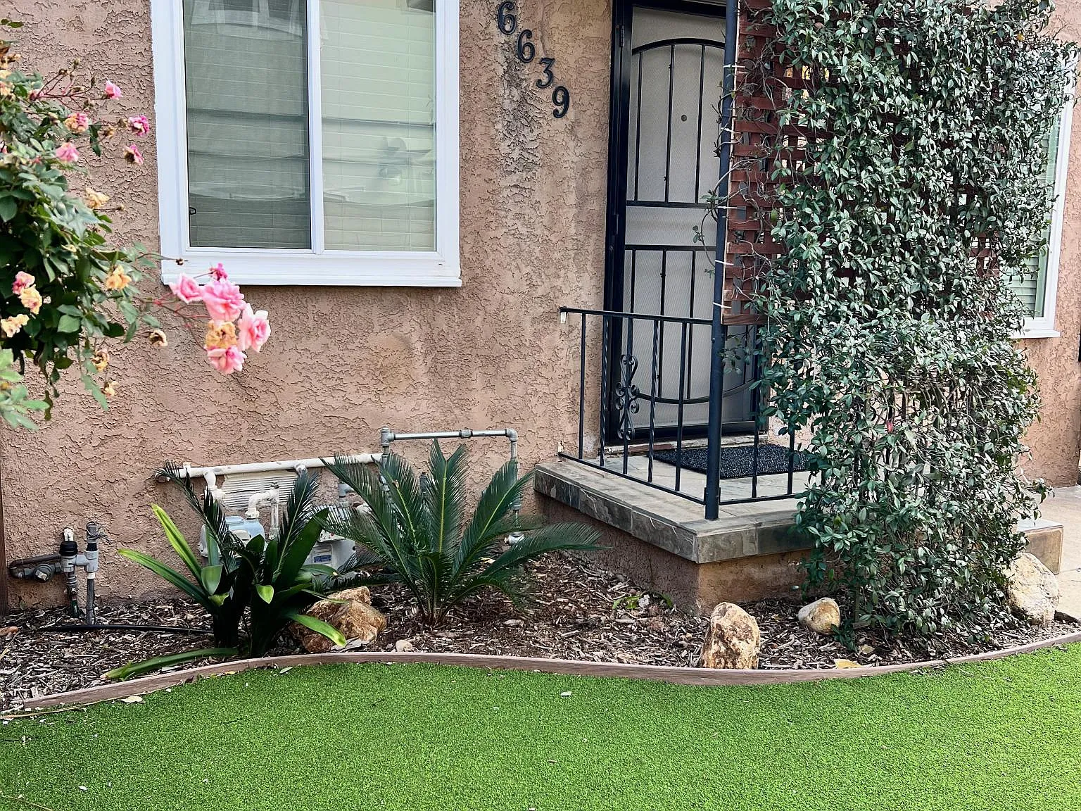 1 bed, 700 sqft, $1,825 — Photo 2