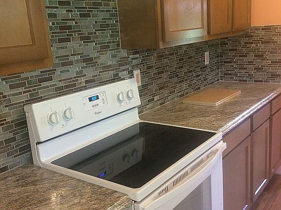 3rd image of 707 Saint Dunstan Ct