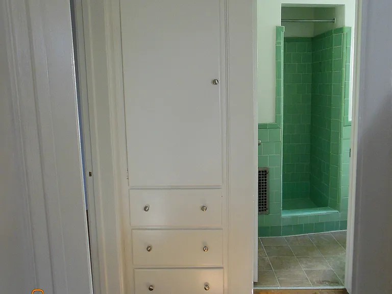 2822 Saint George St — Photo 7