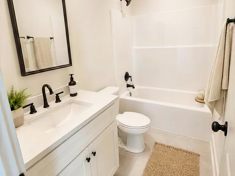 315 Sandstone Ave #1 — Photo 6