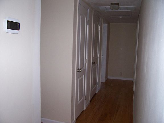 3rd image of 2346 Carol Ave