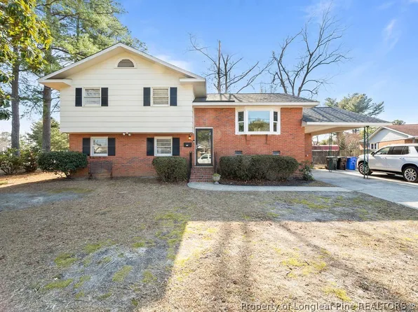 2929 Skycrest Dr, Fayetteville, NC 28304