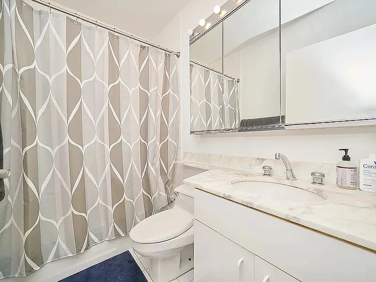 159 E 30th St #9BB — Photo 6