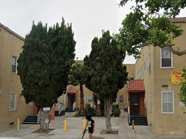 7501 Central Apt, 7501 S Central Ave #7507-04, Los Angeles, CA 90001