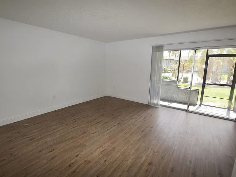4703 S Texas Ave #A — Photo 15