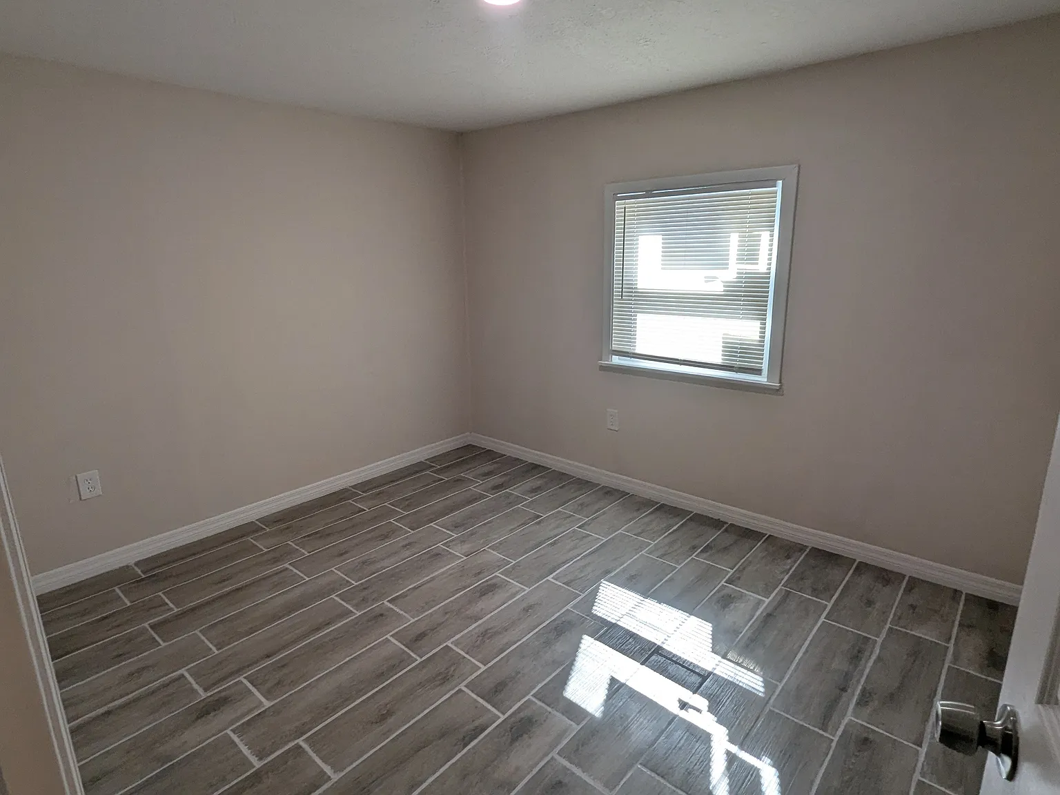 2 bed, 612 sqft, $1,750 — Photo 3