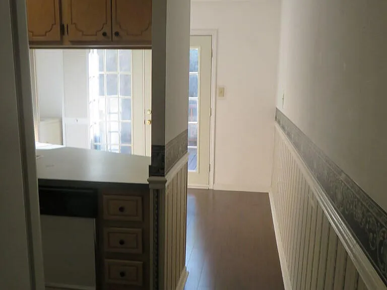 3508 Prestwick Dr — Photo 7