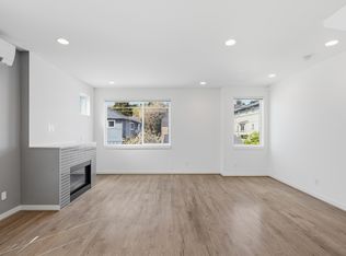 3423 33rd Ave W #B, Seattle, WA 98199