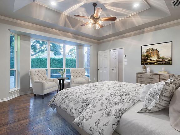4th image of 813 Crane Dr
