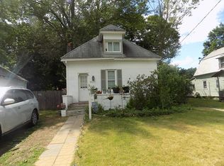561 Lower Oak St, Hudson Falls, NY 12839