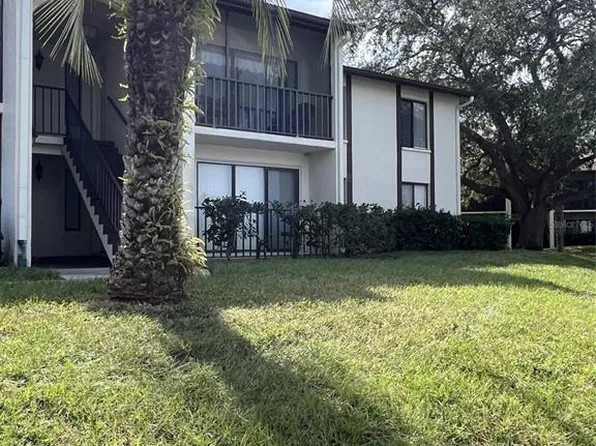 2688 Pine Ridge Way N APT D1, Palm Harbor, FL 34684