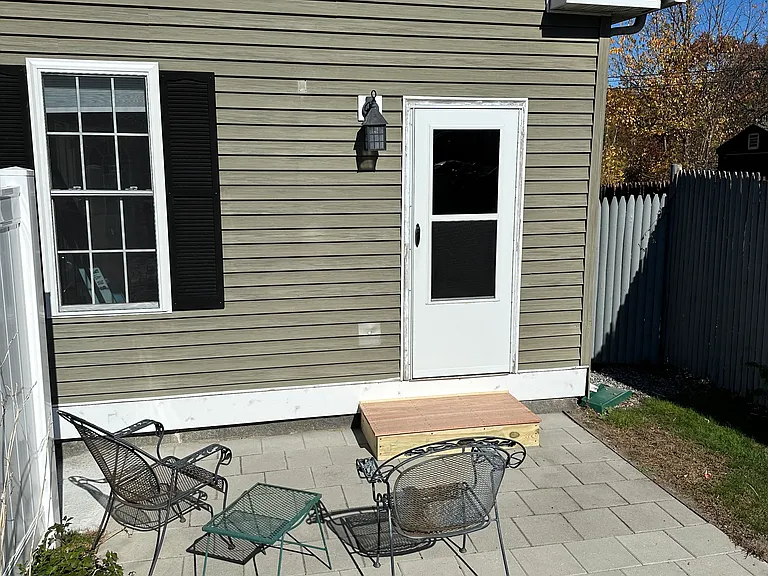 71 Coes St #1B — Photo 10