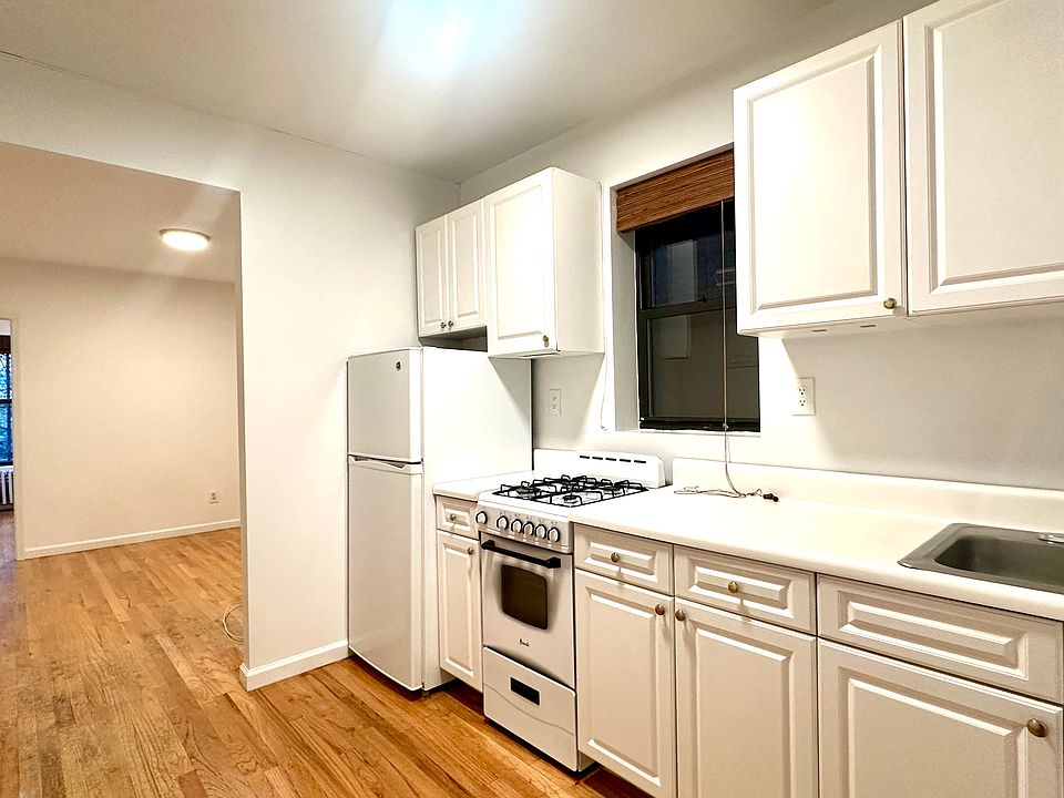 1st image of 311 E 76th St APT 6