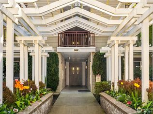 1805 134th Ave SE APT 22, Bellevue, WA 98005