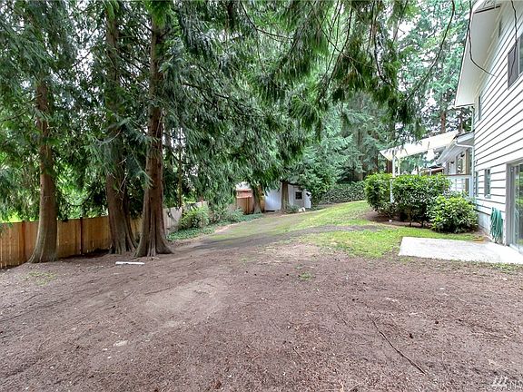 4th image of 2840 216th Ave SE