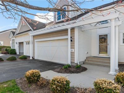31 Chatham Rd, South Kingstown, RI, 02879