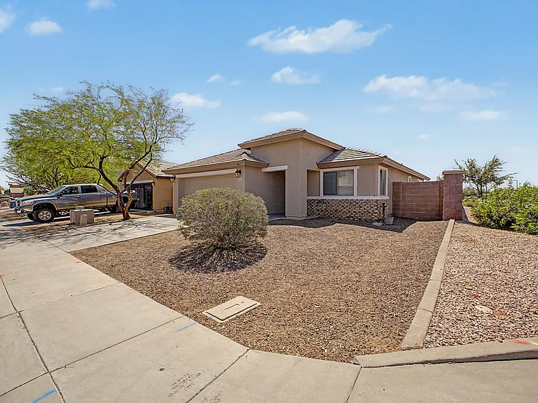 25875 W Saint Catherine Ave — Photo 28