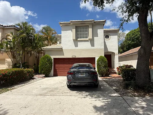 5813 Eagle Cay Ln Photo 1