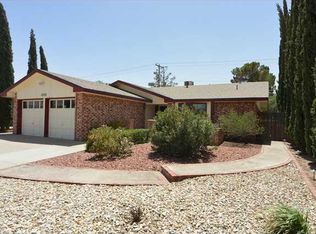 11722 Jim Thorpe Dr, El Paso, TX 79936