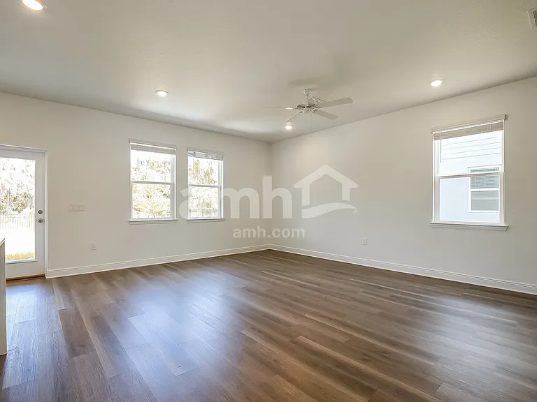 1529 Blue Nile Point — Photo 7