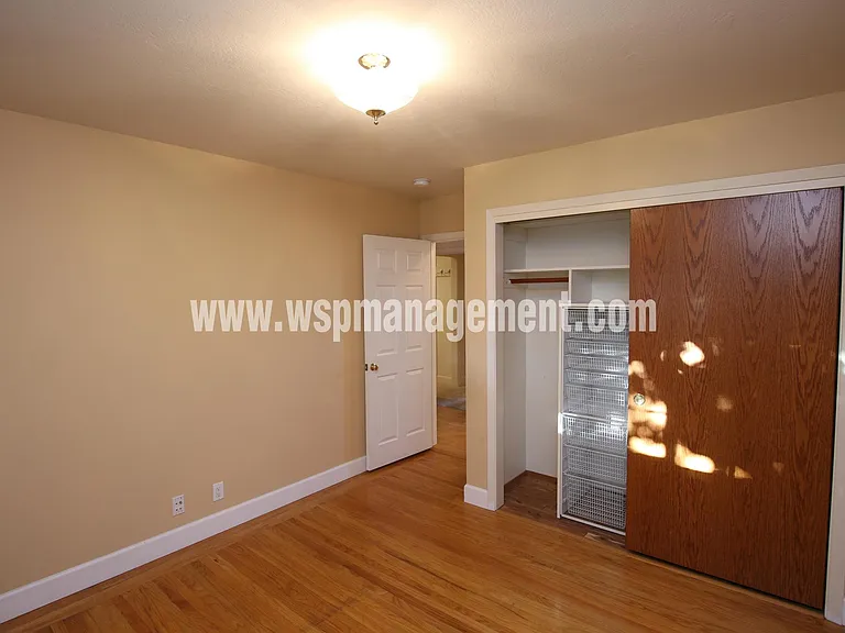 921 Monica Ln — Photo 7