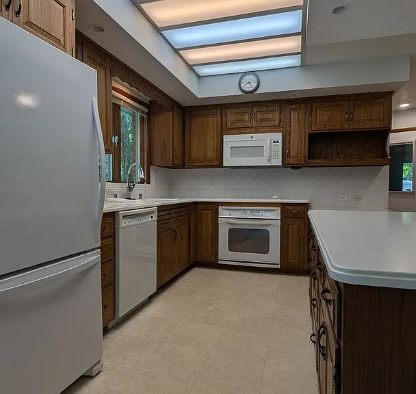 7907 W R Ave — Photo 5