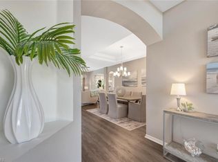 5568 Lago Villaggio Way, Naples, FL 34104