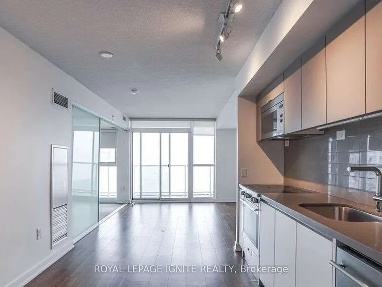 75 Queens Wharf Rd #4111 — Photo 3
