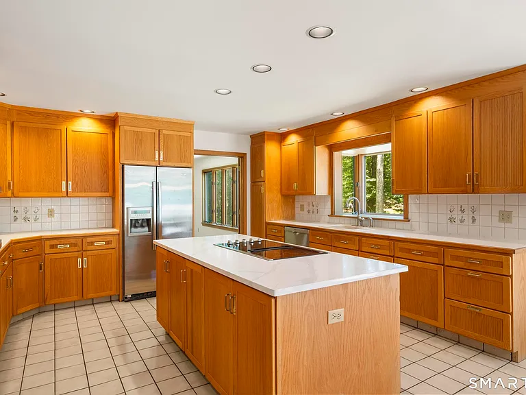 732 Den Rd — Photo 11