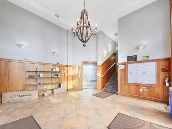 61 Grand Street image 18 of 23