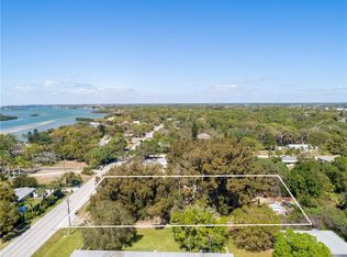 718 Bayshore Rd, Nokomis, FL 34275