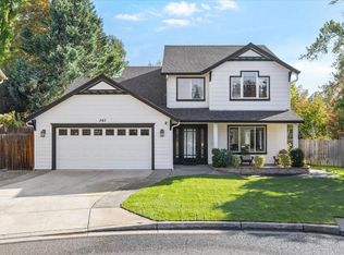 543 Hoover Park Dr, Medford, OR 97504