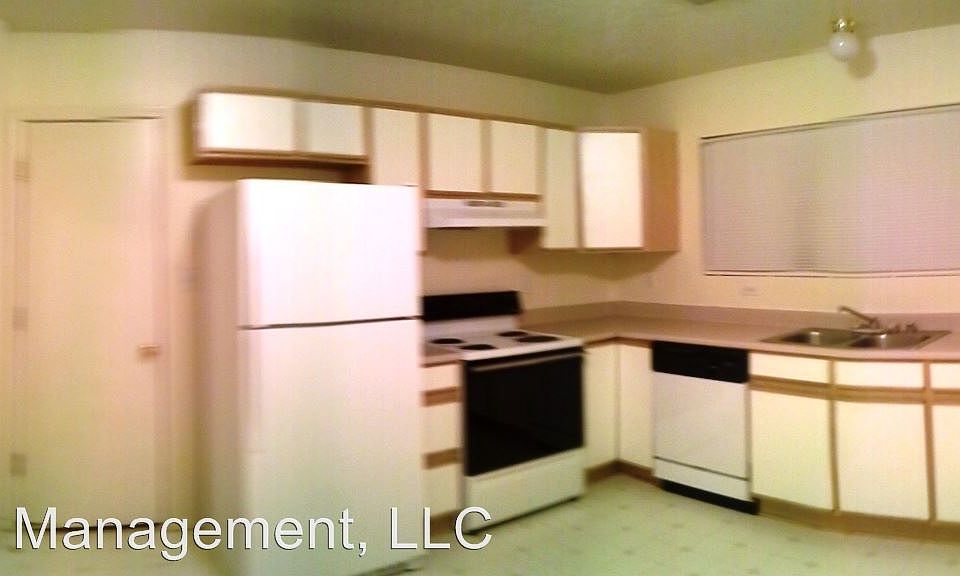 2nd image of 3205 Wingate Meadows Dr NE